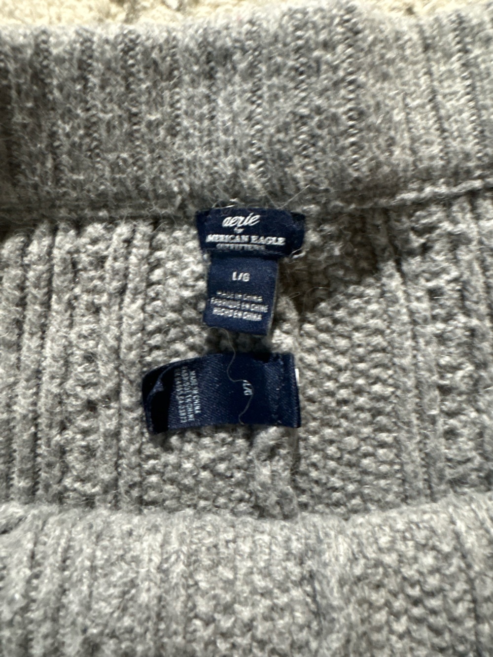 Aerie gray cable knit booty shorts tie size L - Picture 3 of 4